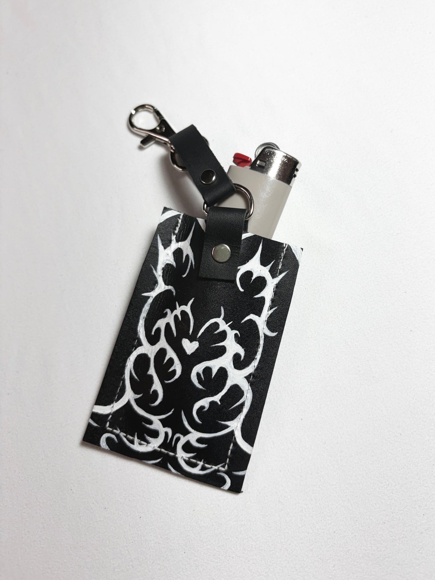 Heart of thorns lighter case