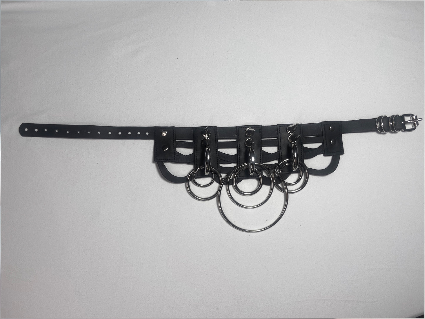 Loose Strings Collar